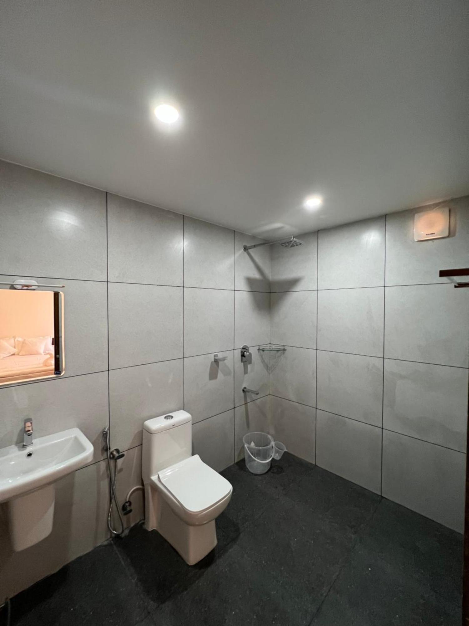 Heres Haut Residency Коччи Экстерьер фото